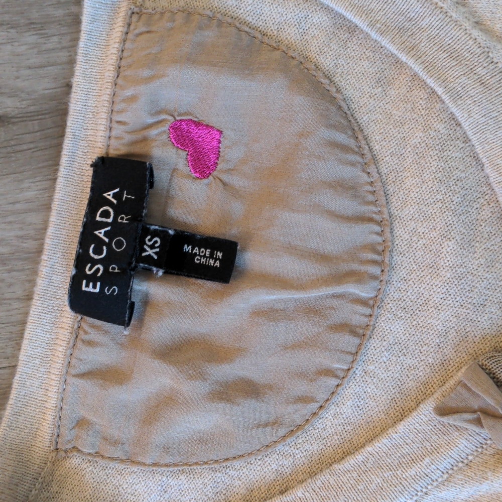 Escada sport - Picture 2 of 4